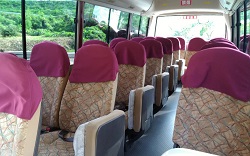 マイクロバス　内装